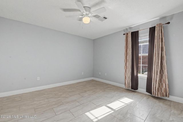 6911 Pinehurst Drive, Ocean Springs, MS 39564