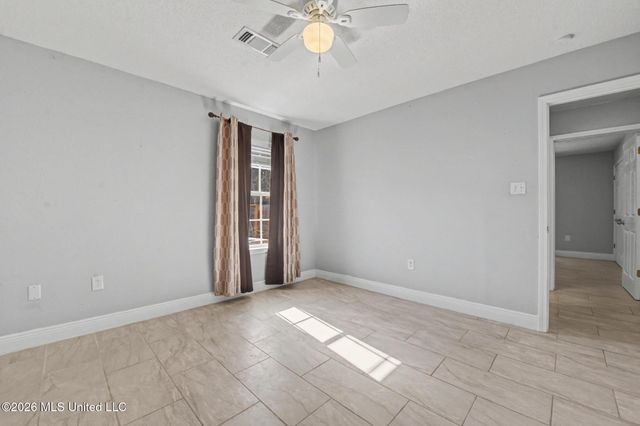 6911 Pinehurst Drive, Ocean Springs, MS 39564