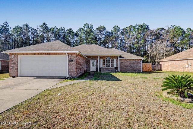6911 Pinehurst Drive, Ocean Springs, MS 39564