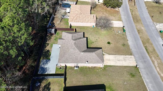 6911 Pinehurst Drive, Ocean Springs, MS 39564