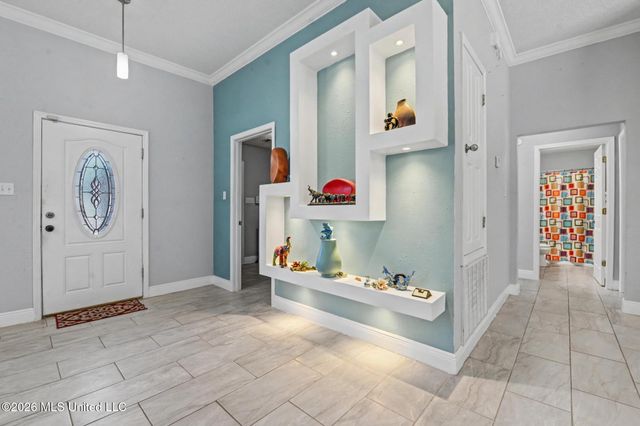 6911 Pinehurst Drive, Ocean Springs, MS 39564