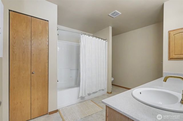 2811 Hannen Street, Dupont, WA 98327