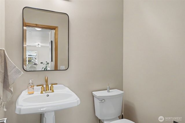 2811 Hannen Street, Dupont, WA 98327