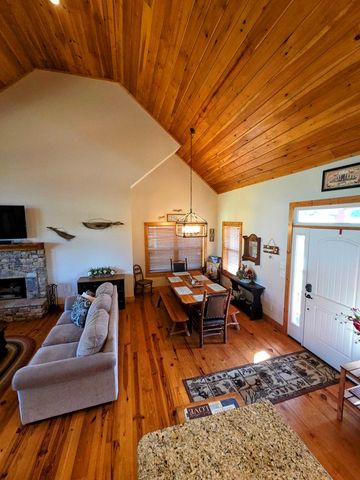 182 Loop Lane, Blairsville, GA 30512