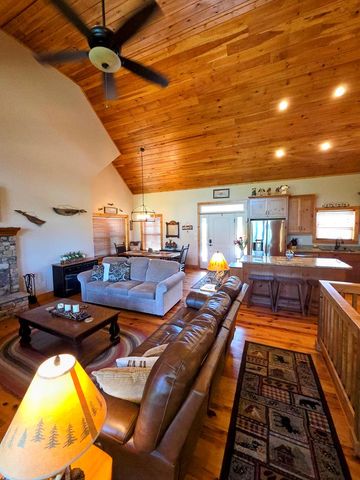 182 Loop Lane, Blairsville, GA 30512