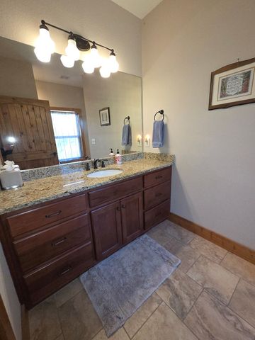 182 Loop Lane, Blairsville, GA 30512