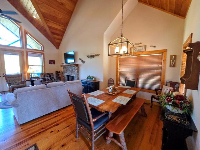 182 Loop Lane, Blairsville, GA 30512