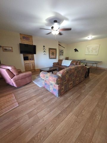 182 Loop Lane, Blairsville, GA 30512