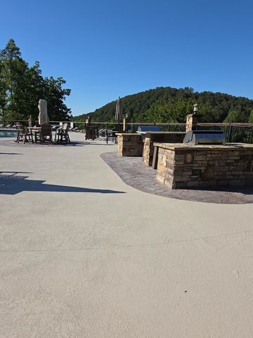 182 Loop Lane, Blairsville, GA 30512