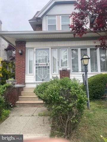 6215 CHRISTIAN ST SW, Philadelphia, PA 19143