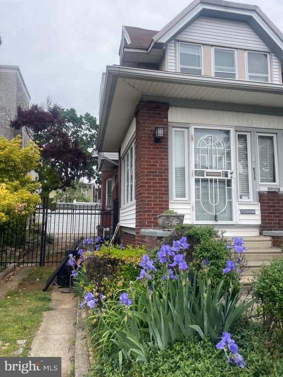 6215 CHRISTIAN ST SW, Philadelphia, PA 19143