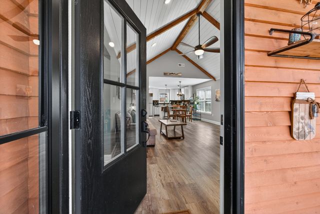 6318 Campbellsville Pike, Culleoka, TN 38451