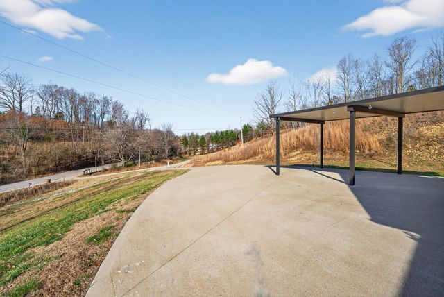 6318 Campbellsville Pike, Culleoka, TN 38451