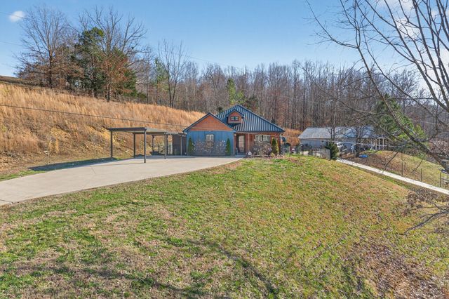 6318 Campbellsville Pike, Culleoka, TN 38451