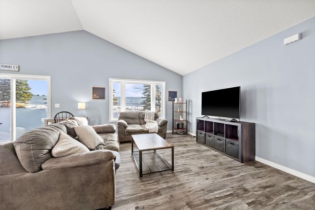 1910 Buffalo Run Road, Buffalo, MN 55313