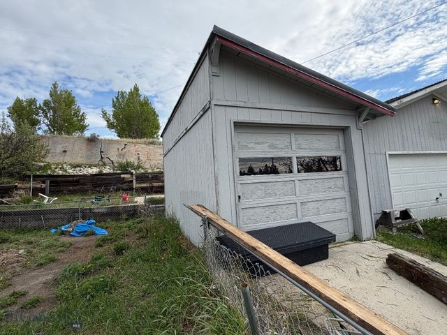20 Gladstone Terrace, Walkerville, MT 59701