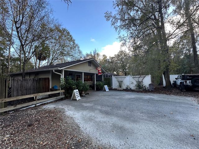 24392 LANARK ROAD, Brooksville, FL 34601
