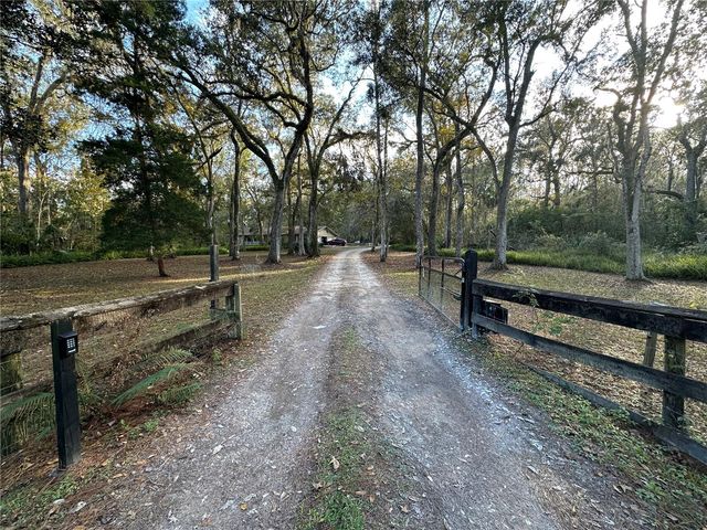 24392 LANARK ROAD, Brooksville, FL 34601