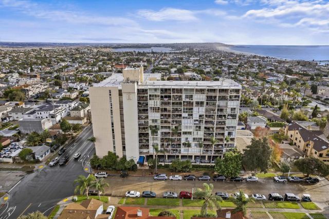 4944 Cass St 604, San Diego, CA 92109