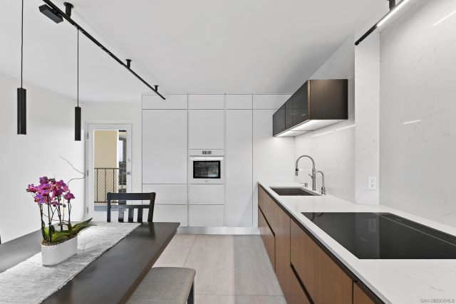 4944 Cass St 604, San Diego, CA 92109