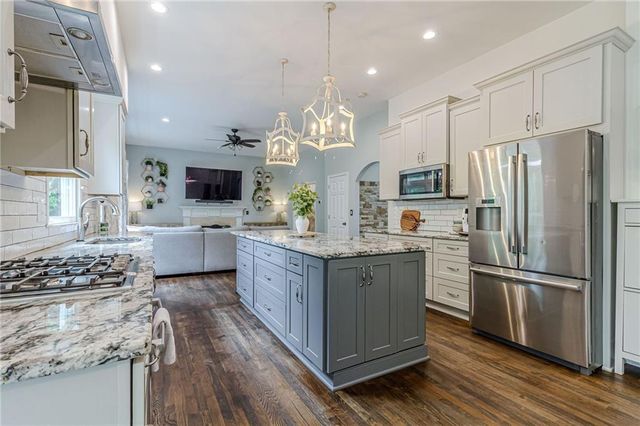 7640 Brookstead Crossing, Johns Creek, GA 30097