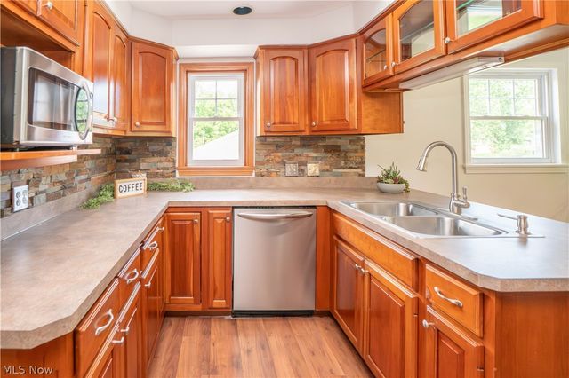3920 Ashwood Street NW, Canton, OH 44708