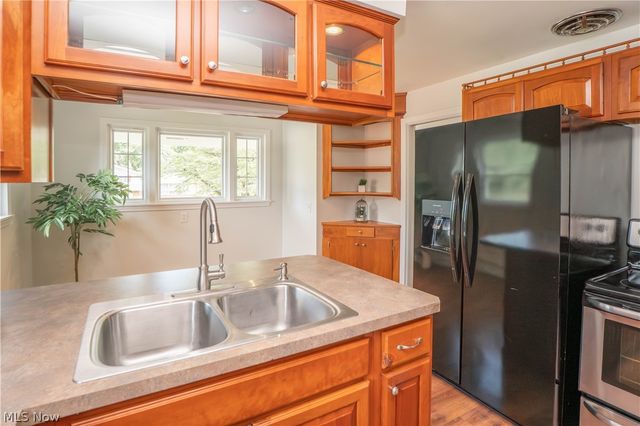 3920 Ashwood Street NW, Canton, OH 44708