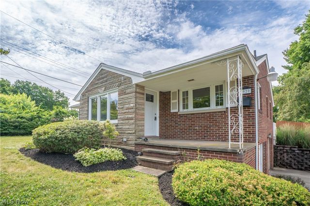 3920 Ashwood Street NW, Canton, OH 44708