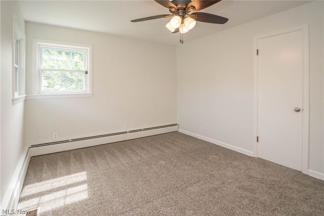 3920 Ashwood Street NW, Canton, OH 44708