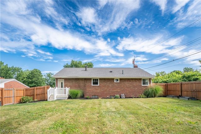 3920 Ashwood Street NW, Canton, OH 44708