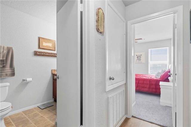 701 NW 68th Avenue, Bentonville, AR 72713