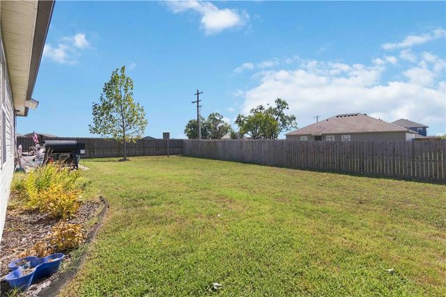 701 NW 68th Avenue, Bentonville, AR 72713
