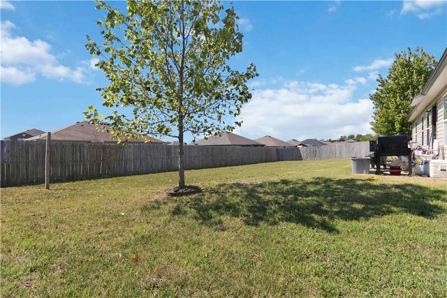 701 NW 68th Avenue, Bentonville, AR 72713