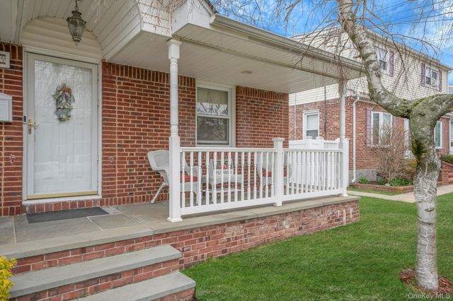 77 Tyrconnell Avenue, Massapequa Park, NY 11762
