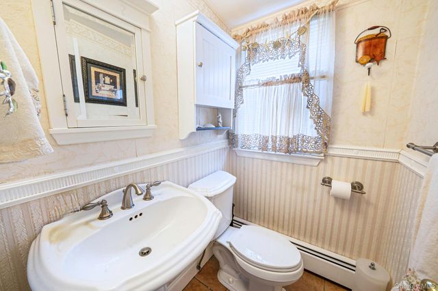 77 Tyrconnell Avenue, Massapequa Park, NY 11762