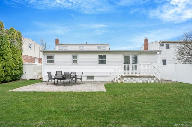 77 Tyrconnell Avenue, Massapequa Park, NY 11762