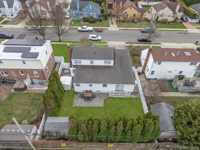77 Tyrconnell Avenue, Massapequa Park, NY 11762