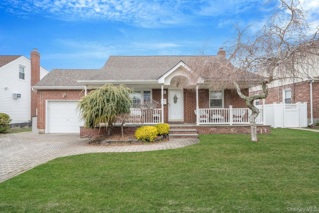 77 Tyrconnell Avenue, Massapequa Park, NY 11762
