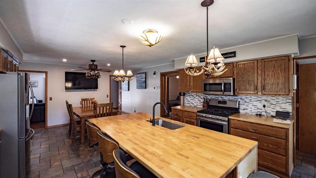 W10199 BIGHORN LANE, Hancock, WI 54943