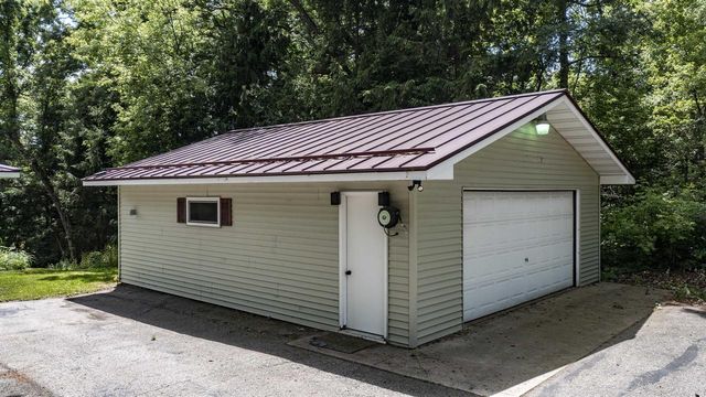 W10199 BIGHORN LANE, Hancock, WI 54943