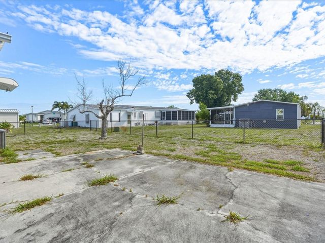 6144 REDWING AVENUE, Englewood, FL 34224