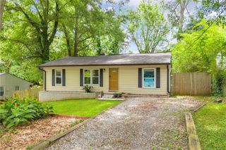 3351 Phillips Circle, Decatur, GA 30032