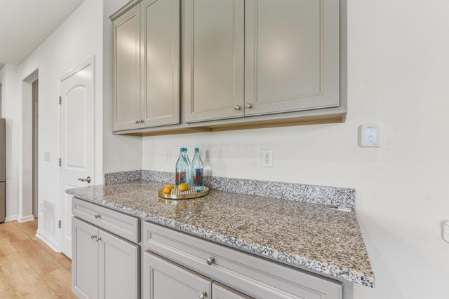 1319 Theodore Drive, Lockbourne, OH 43137