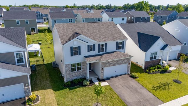 1319 Theodore Drive, Lockbourne, OH 43137