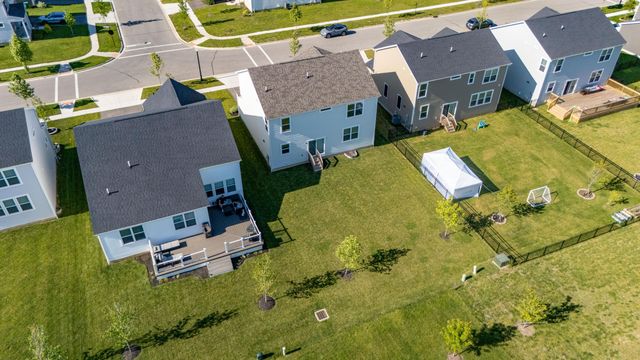 1319 Theodore Drive, Lockbourne, OH 43137