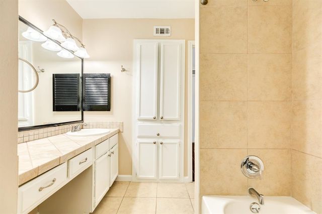1920 Back Bay Drive, Galveston, TX 77551