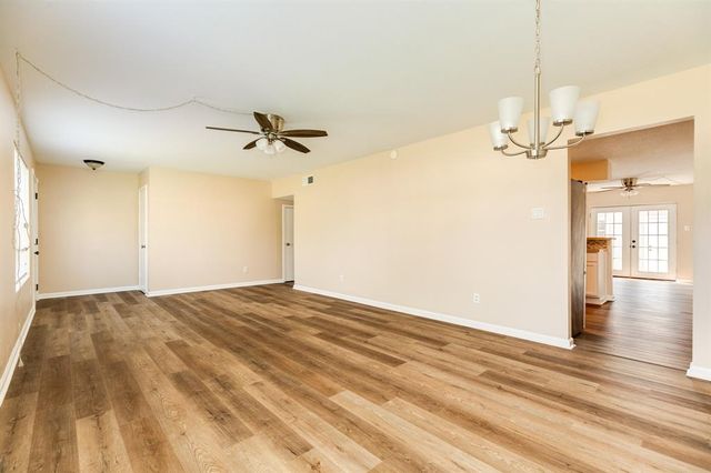 1920 Back Bay Drive, Galveston, TX 77551