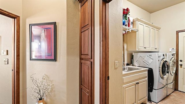 2100 Hackberry Creek Avenue, Yukon, OK 73099