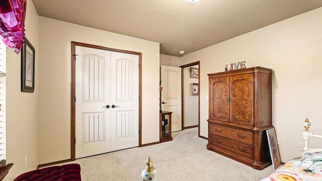 2100 Hackberry Creek Avenue, Yukon, OK 73099