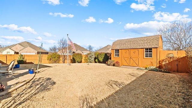 2100 Hackberry Creek Avenue, Yukon, OK 73099